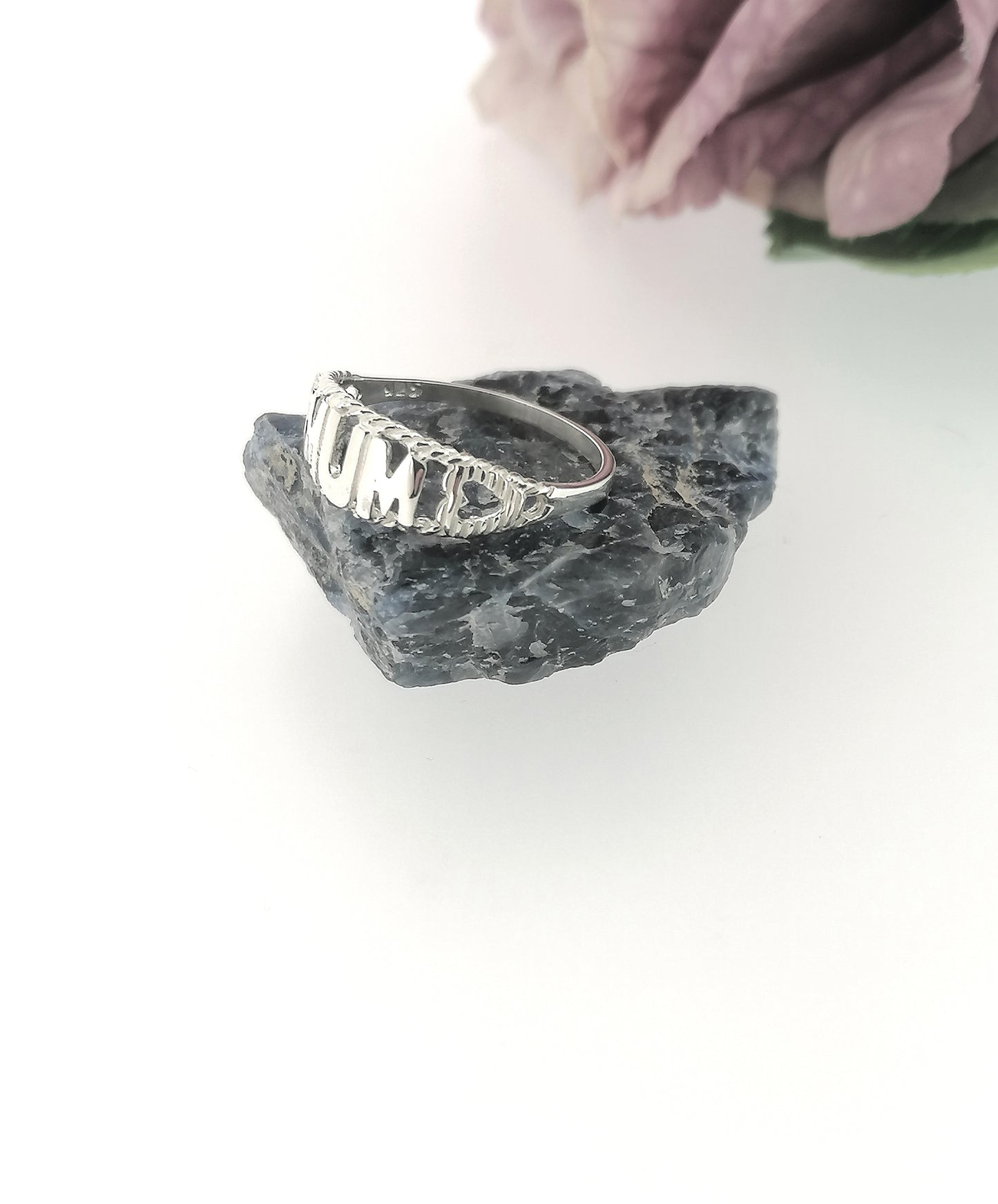 Mum with with Hearts Signet Ring Sterling Silver