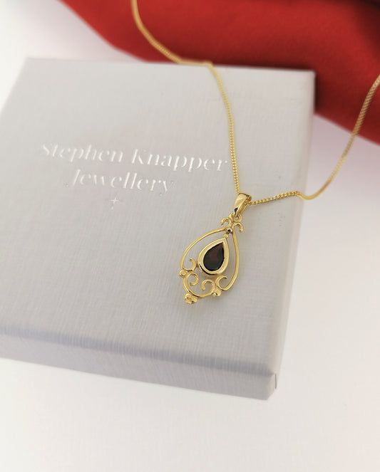 14k yellow gold pear Garnet Victorian style pendant necklace