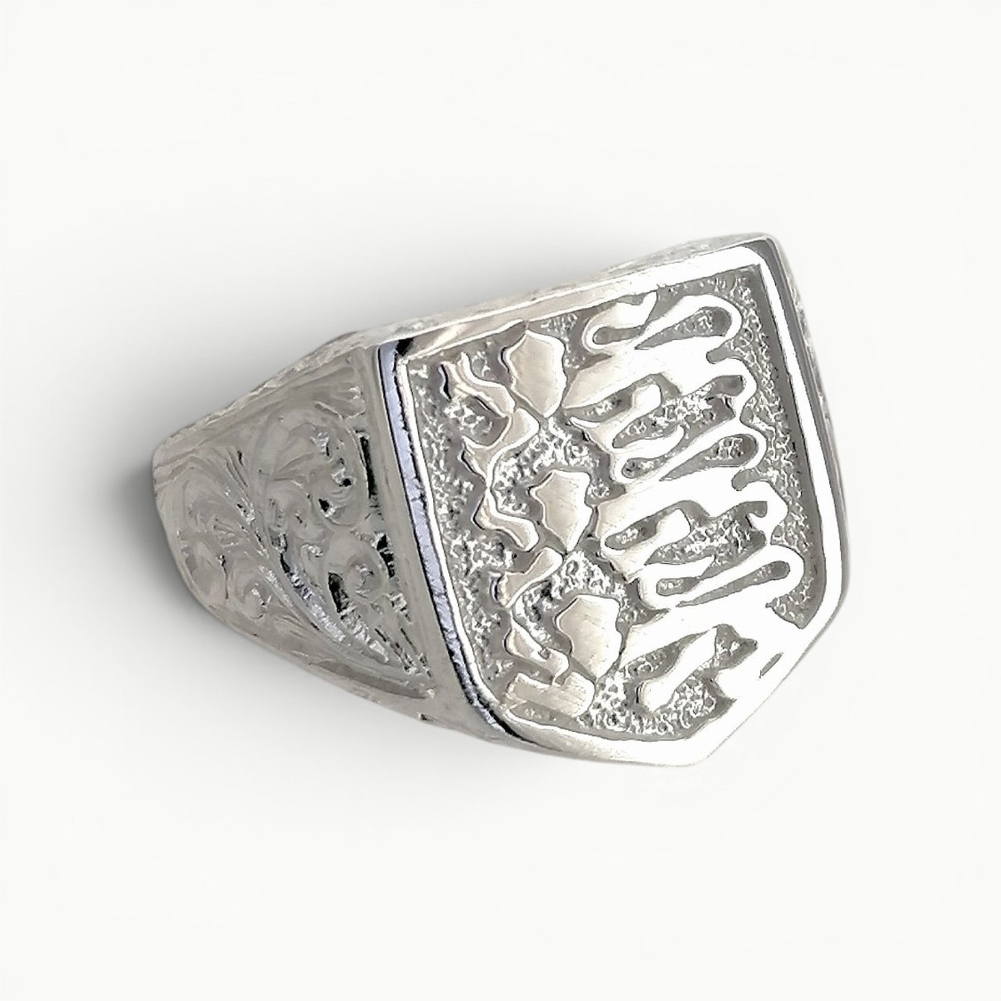 Sterling silver men's 3 lions England crest ring