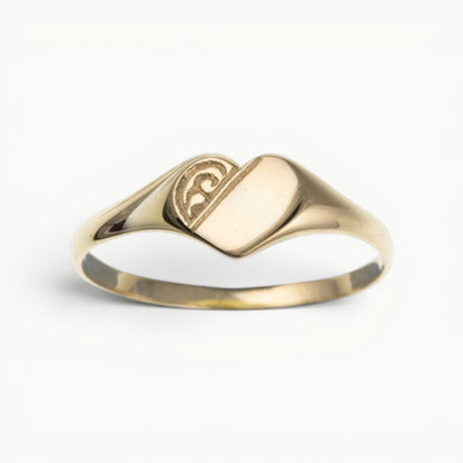Minimalist 9ct yellow gold half engraved heart shape signet ring for ladies 