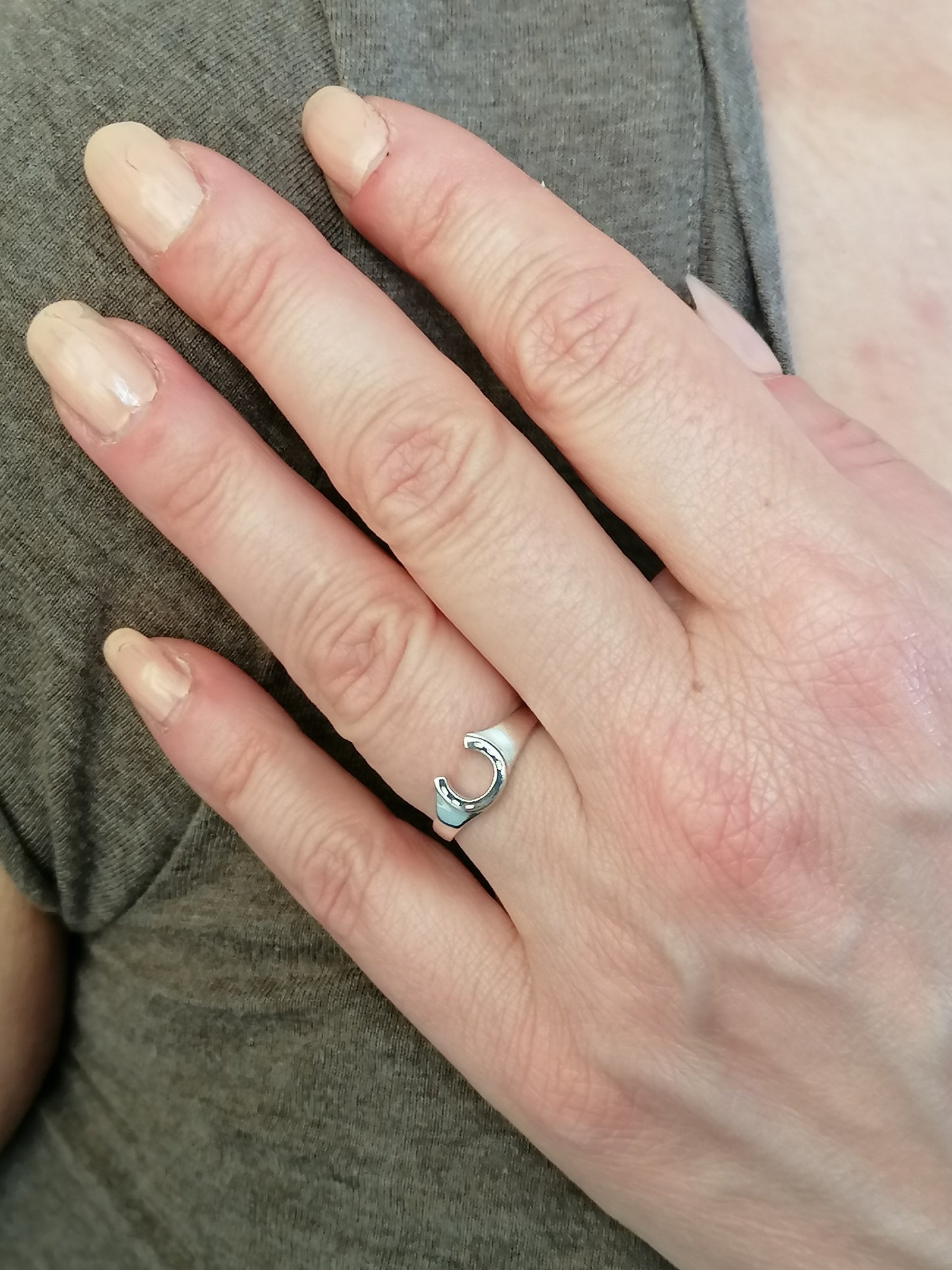 Ladies Horseshoe Ring Sterling Silver 