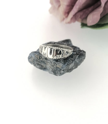 Solid 925 Sterling Silver Mum Signet Ring and Hearts