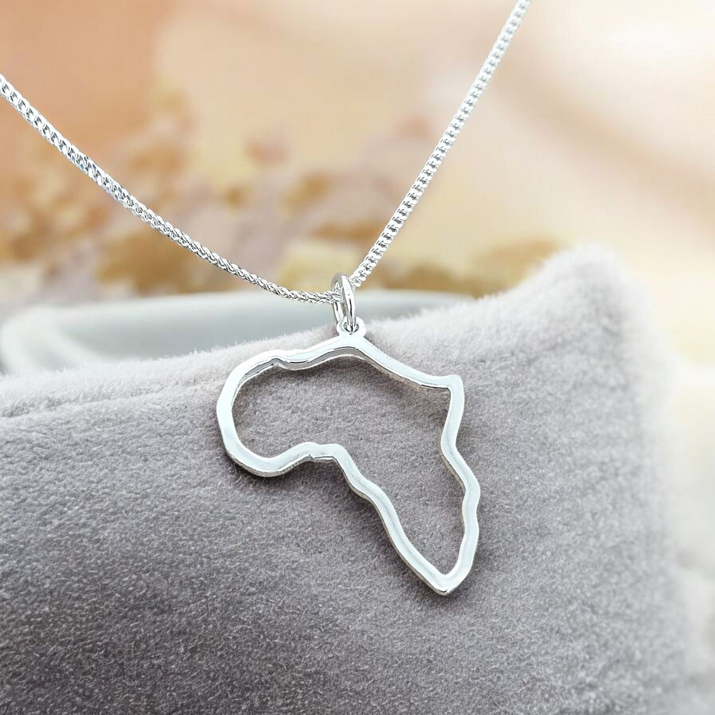 Ladies Africa Continent Pendant Sterling Silver
