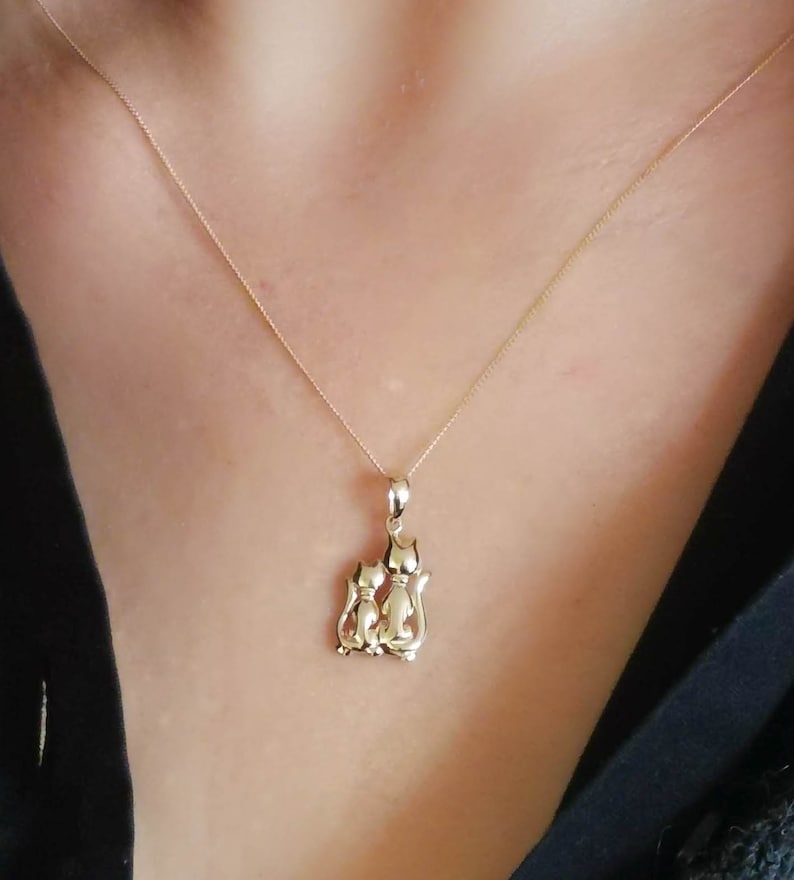 Solid 9ct Yellow Gold Cat and Kitten Pendant Necklace 18" Gold Curb Link Chain