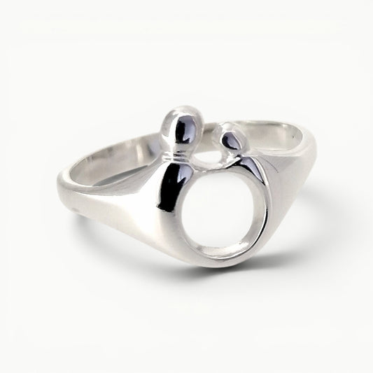 Mother and Child ring in sterling silver with a polished finish 