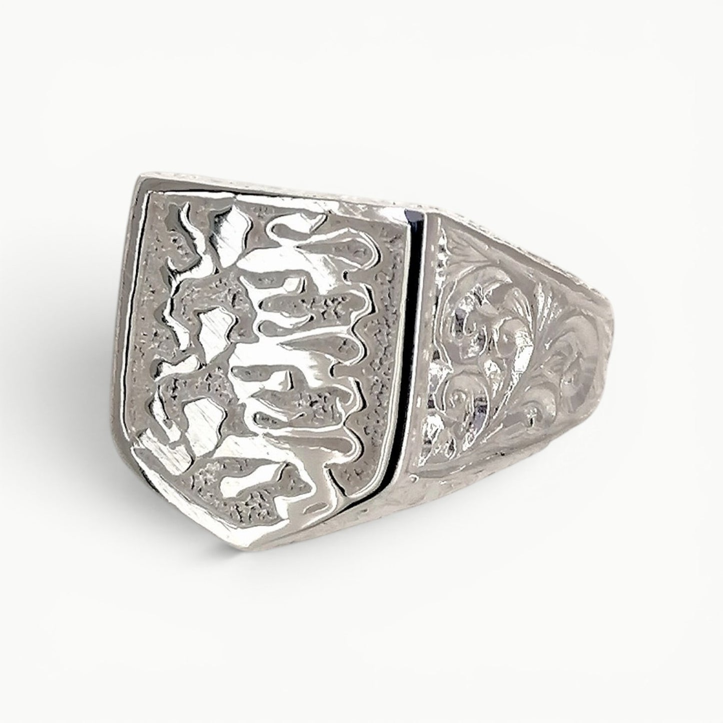 Men's sterling silver England 3 lions crest ring