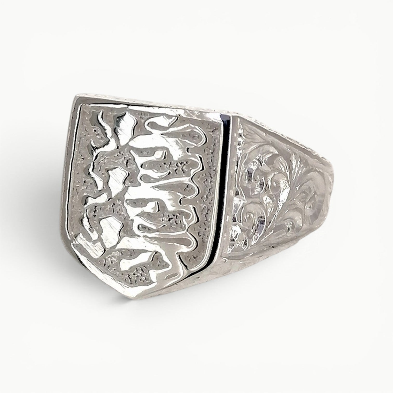 Men's sterling silver England 3 lions crest ring