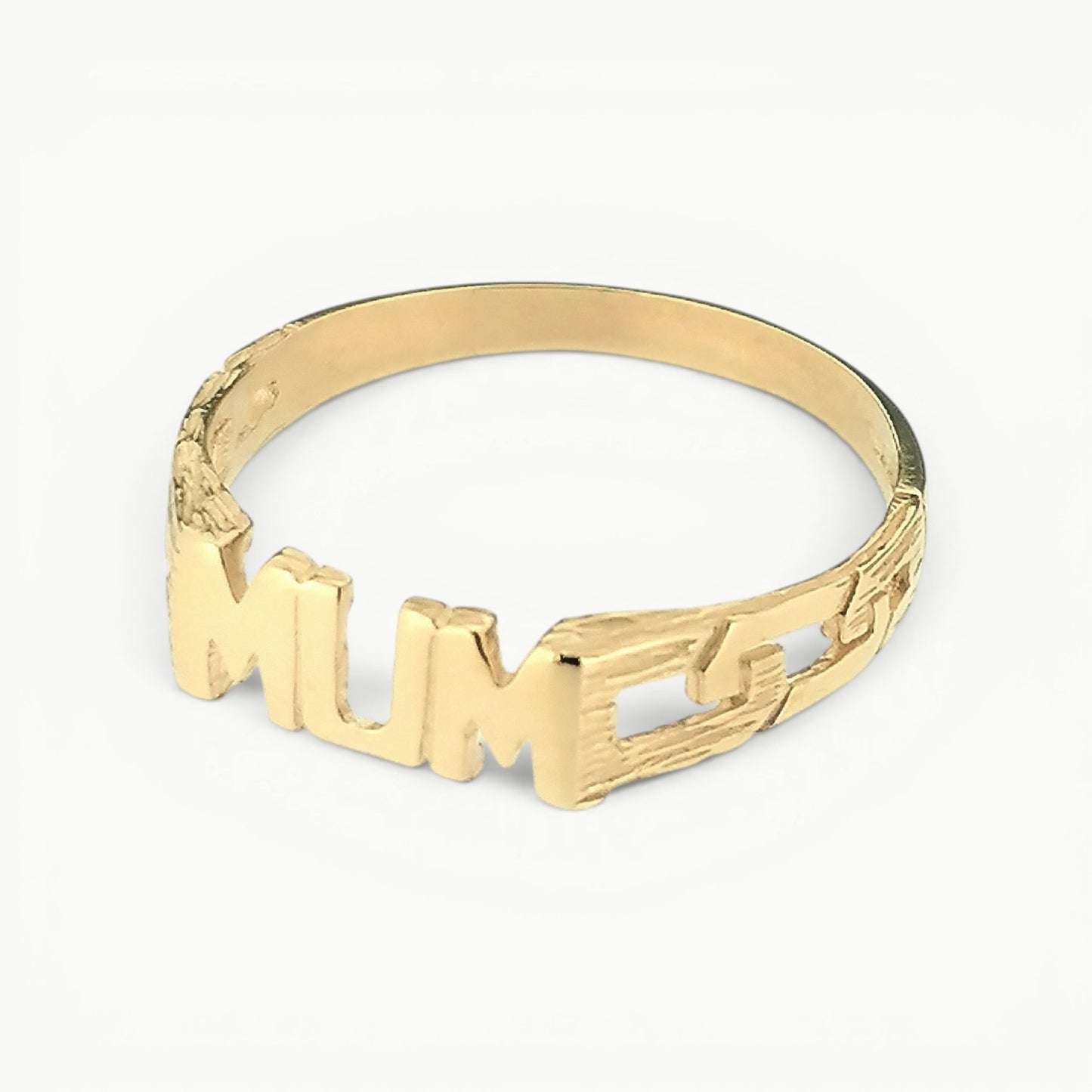 9ct Yellow Gold Mum word signet ring