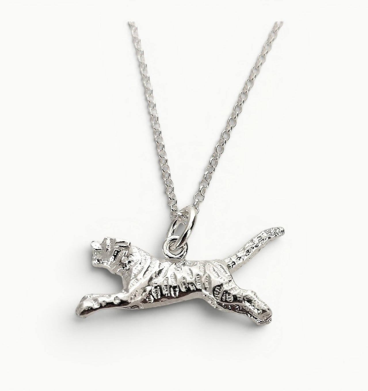 Sterling silver tiger charm pendant amulet on a 20" belcher link chain for men and women. Symbol of courage.