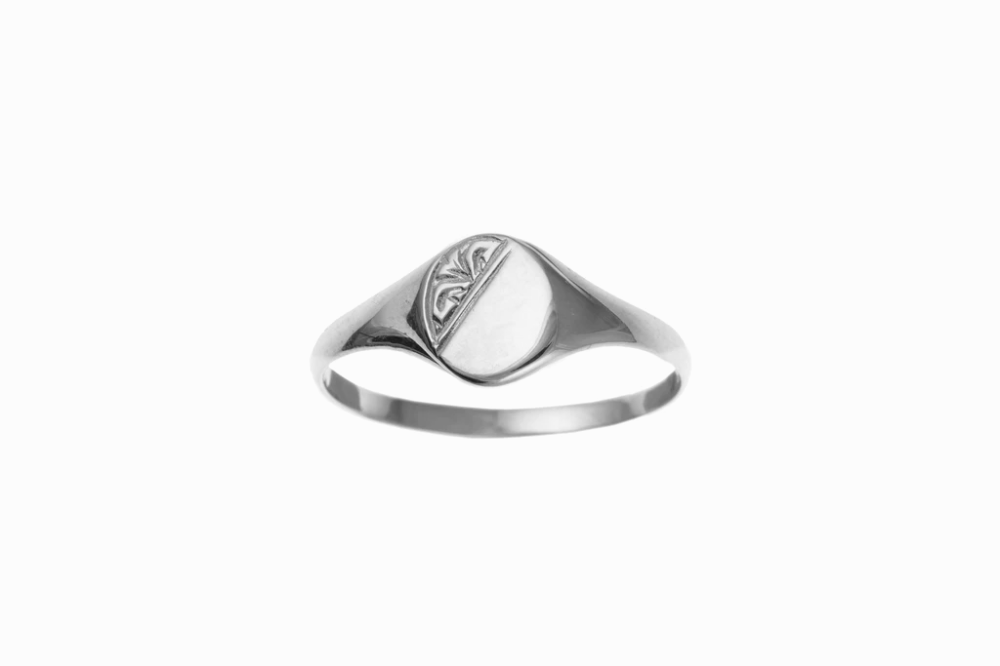 925 Sterling Silver Half Engraved Scroll Design Oval Signet Ring Ladies