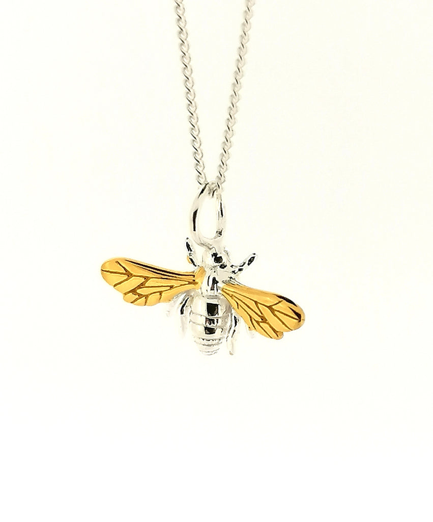 Sterling silver detailed bee necklace 